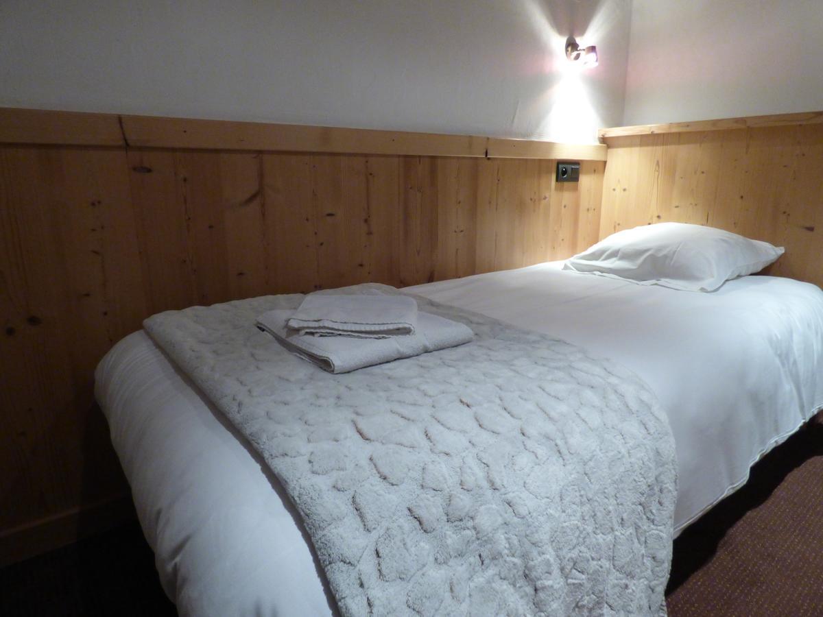 Hotel Les Flocons Le Grand-Bornand Esterno foto