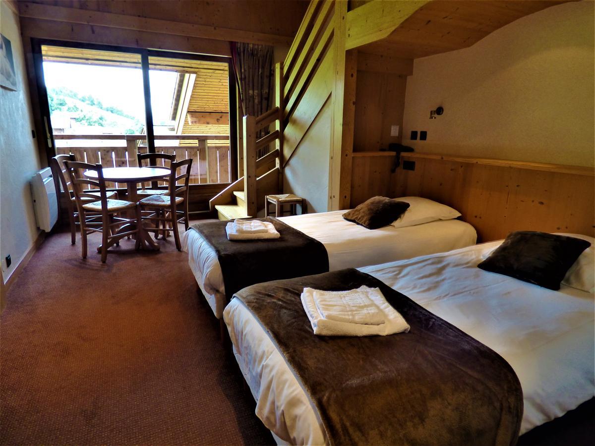 Hotel Les Flocons Le Grand-Bornand Esterno foto
